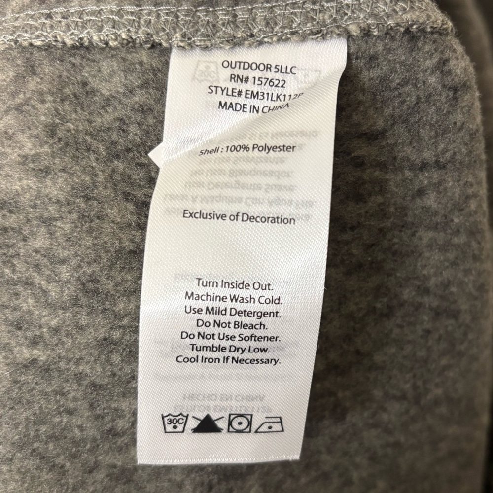Eddie Bauer Men's Gray Quarter-Zip Sweater - Picture 4 of 4